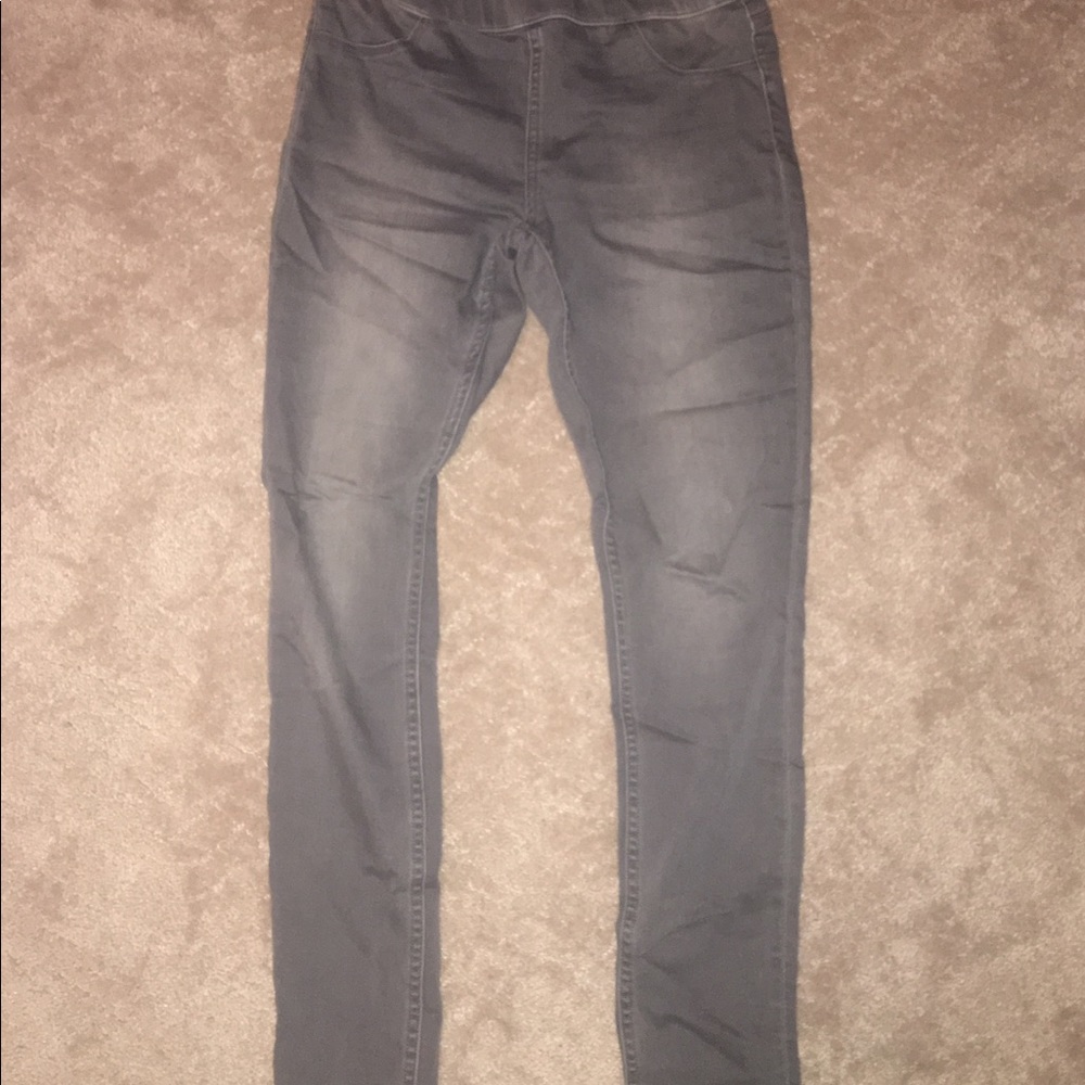 Grey jeggings (H&M)
